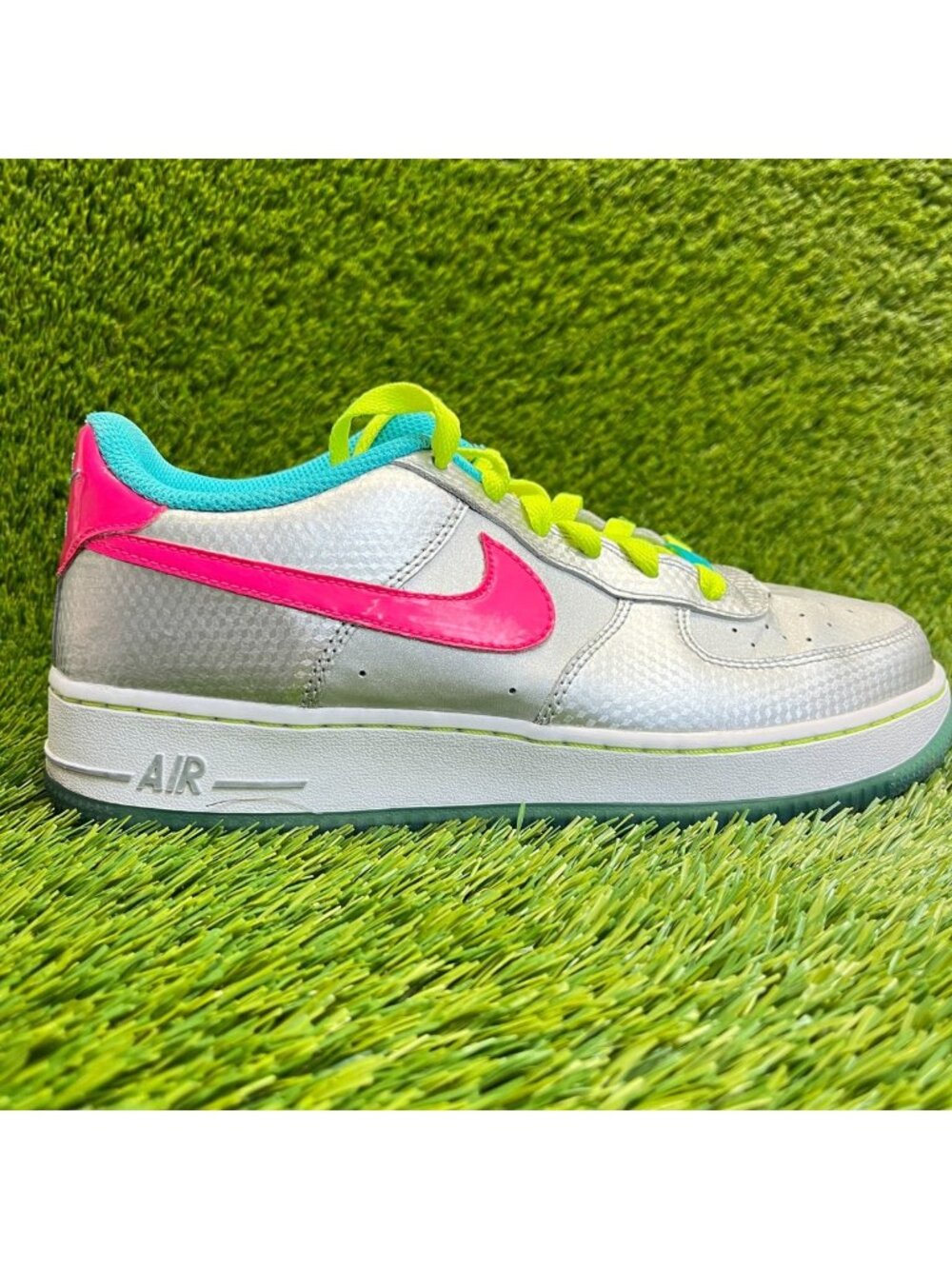 Nike Air Force 1 Low Girls Size 7Y Silver Pink Athletic Leather Shoes Sneakers